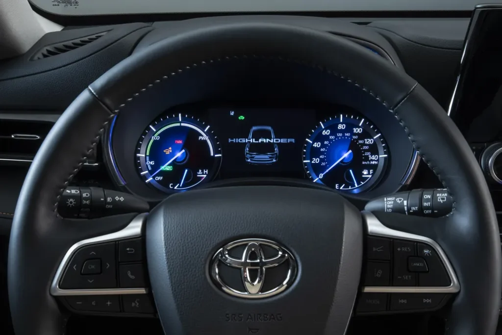 Toyota Highlander Steering Wheel Close-Up