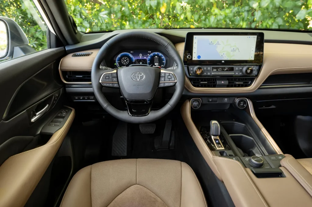 2024 Toyota Grand Highlander Limited Interior Dash View