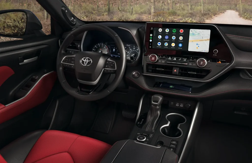 New Toyota Highlander Hybrid Front Dash View