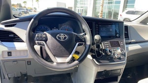 2018 Toyota Sienna LE 7 Passenger